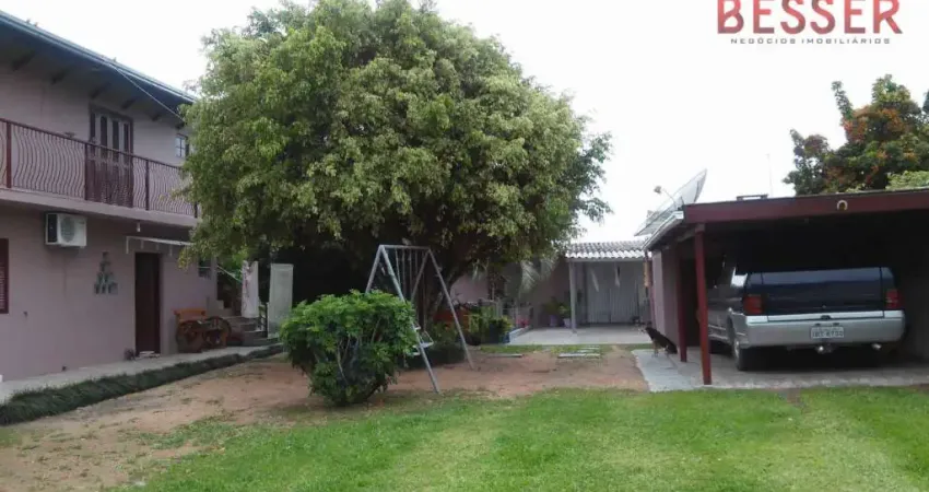 Casa com 6 dormitórios à venda, 300 m² por R$ 700.000,00 - Centro - São Lourenço do Sul/RS