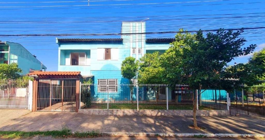 Sobrado com 3 dormitórios à venda, 230 m² por R$ 530.000,00 - Lomba da Palmeira - Sapucaia do Sul/RS