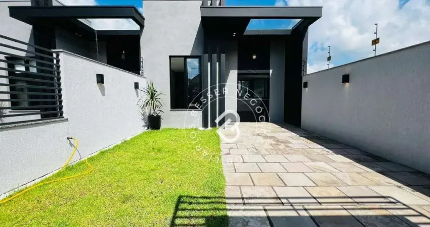 Casa com 3 dormitórios à venda, 115 m² por R$ 799.000,00 - Liberdade - Esteio/RS