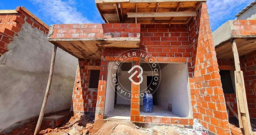 Casa com 3 dormitórios à venda, 55 m² por R$ 389.000,00 - Feitoria - São Leopoldo/RS