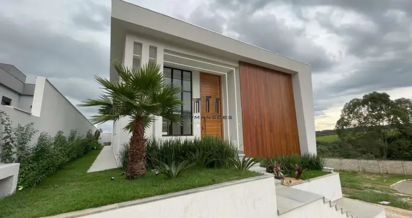 Casa moderna linear com piscina em condominio, vespasiano/mg