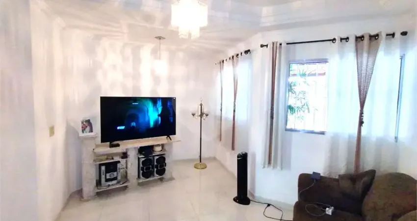 Casa com 3 quartos à venda na Rua Condeúba, Vila Carrão, São Paulo