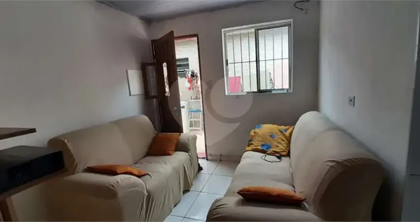 Casa térrea com 3 quartos à venda em Vila Macedópolis - SP