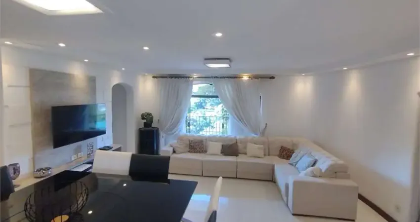 Apartamento com 3 quartos à venda em Jardim Avelino - SP