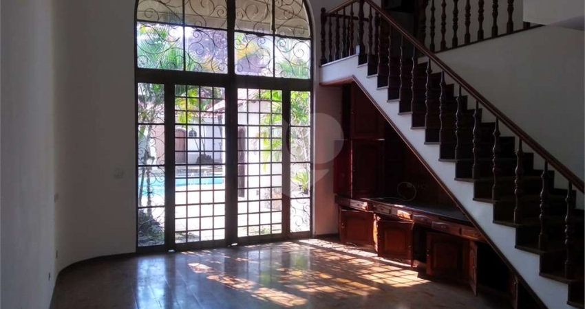 Sobrado com 4 quartos à venda em Vila Carrão - SP