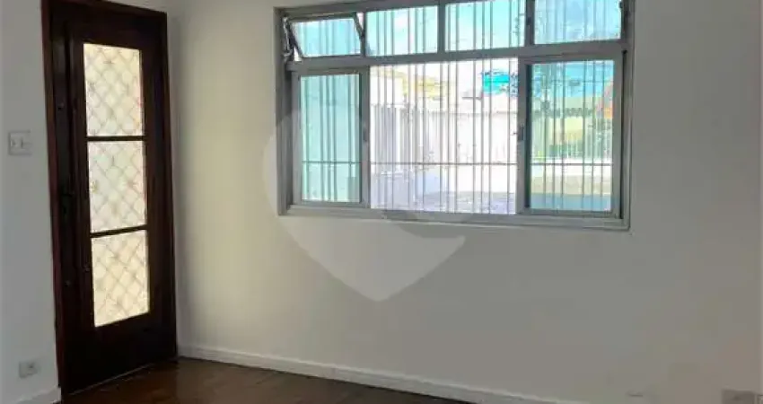 Casa com 2 quartos à venda na Rua Doutor Arnaldo Barbosa, 111, Vila Darli, São Paulo