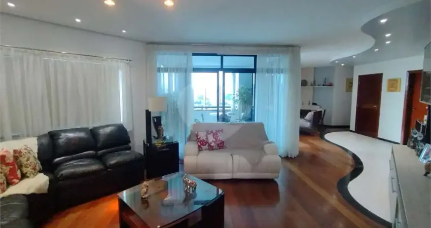 Apartamento com 4 quartos à venda ou para locação em Jardim Avelino - SP