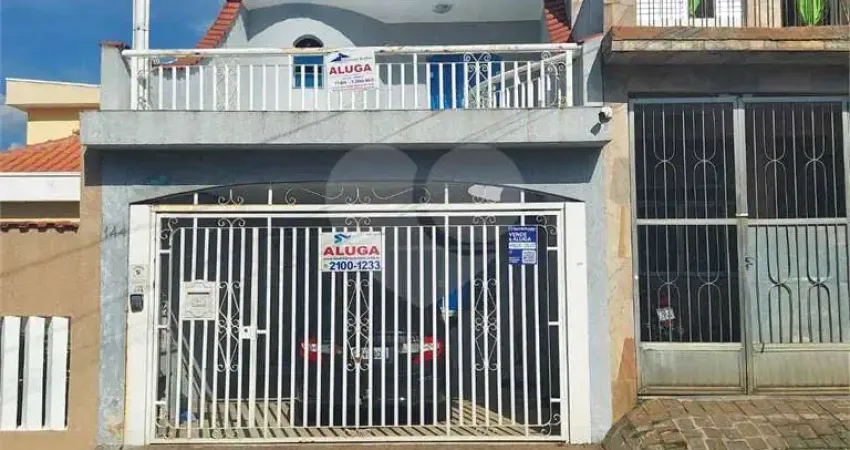 Sobrado com 3 quartos para locação em Vila Central - SP