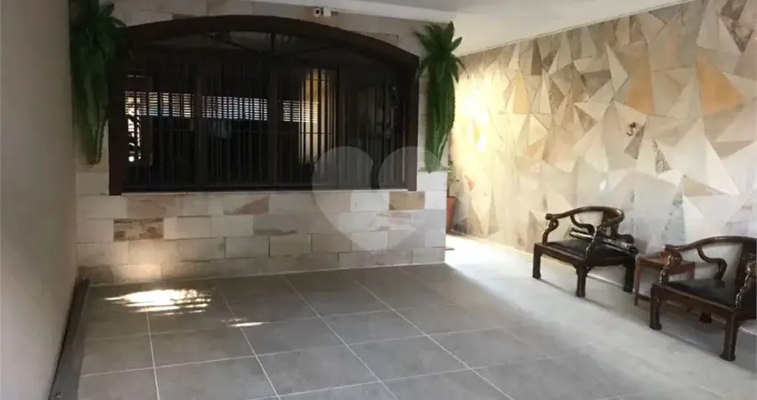 Casa com 3 quartos à venda na Rua Pedro Voss, Vila Carrão, São Paulo