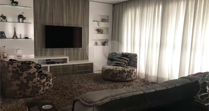 Apartamento com 4 quartos para alugar no Jardim Avelino, São Paulo 