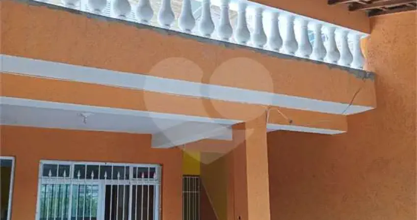 Casa com 3 quartos à venda no Jardim Teresa, São Paulo