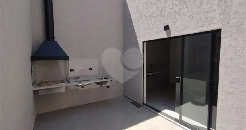 Casa com 3 quartos à venda na Rua Benedito Galvão, 64, Vila Carrão, São Paulo