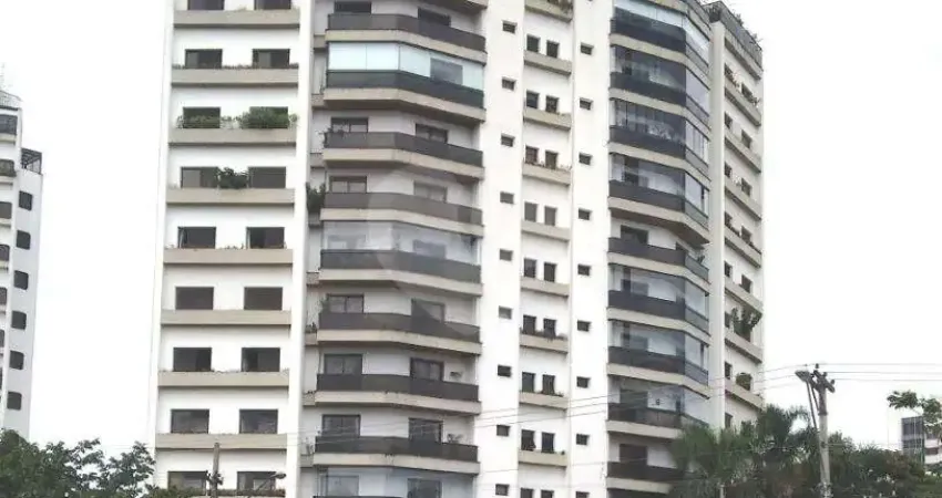 Apartamento com 3 quartos à venda em Jardim Avelino - SP