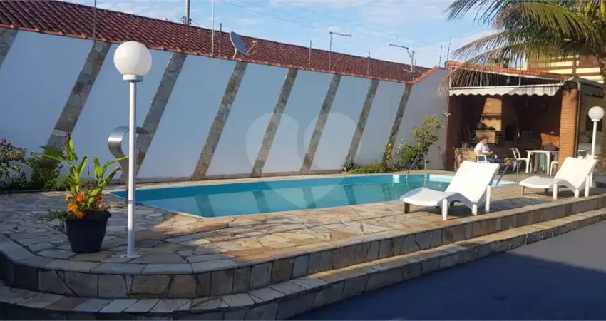 Casa térrea com 3 quartos à venda em Belas Artes - SP