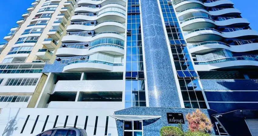 Apartamento a venda na praia do morro de primeiro andar finamente mobiliado