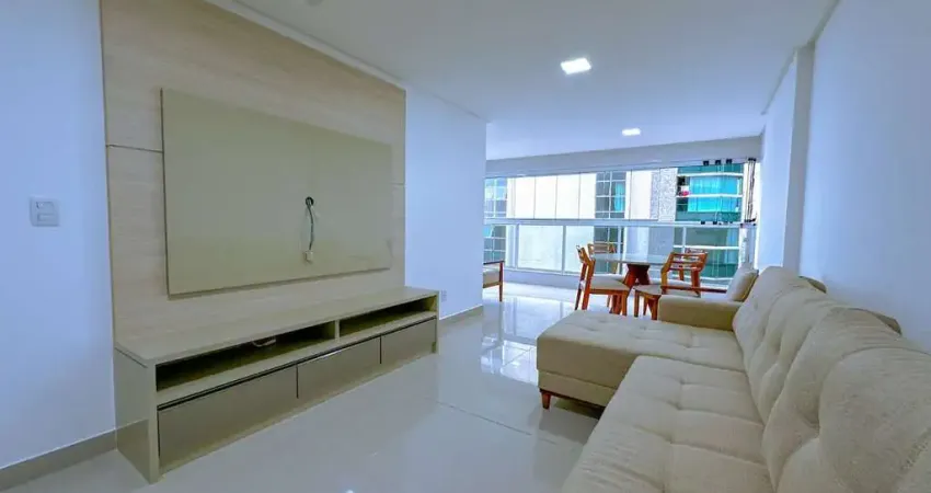 Residência paradisíaca: apartamento de 3 quartos com vista deslumbrante para o mar!