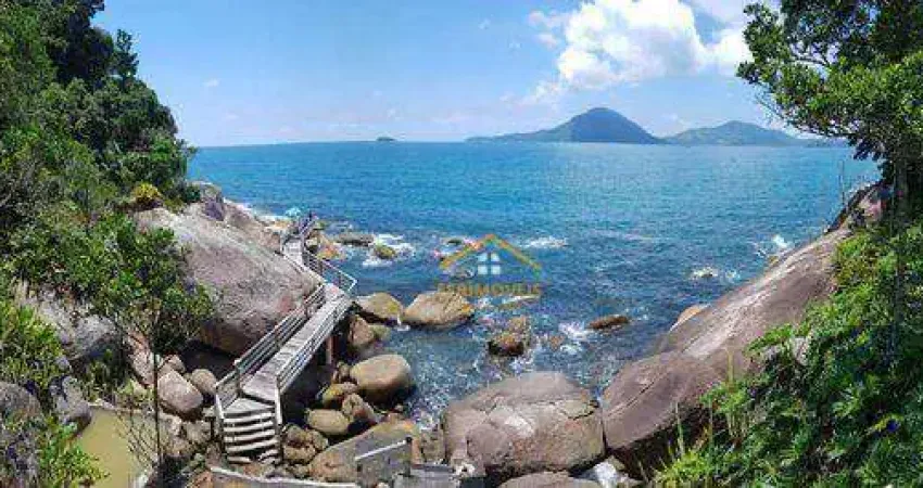 Casa na Praia - Ubatumirim - Ubatuba/SP