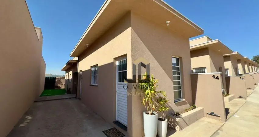 Casa com 2 dormitórios à venda, 59 m² por R$ 350.000,00 - Jardim Santa Fe - Bom Jesus dos Perdões/SP