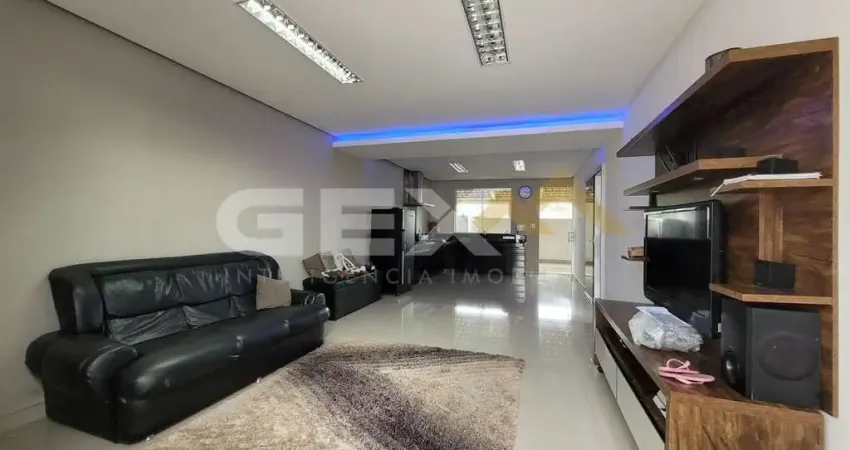 Casa com 2 quartos à venda na Rua Corália de Castro Valinhas, 31, Santa Marta, Divinópolis