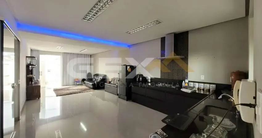 Casa com 2 quartos à venda na Rua Corália de Castro Valinhas, 31, Santa Marta, Divinópolis