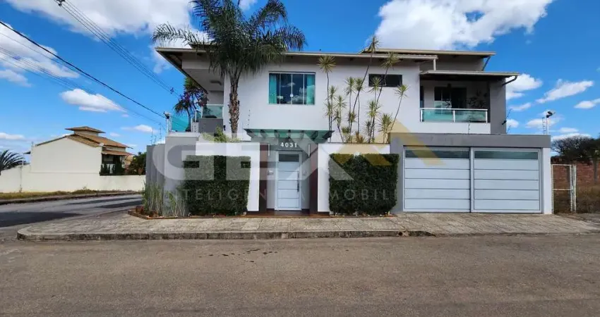 Casa com 4 quartos à venda na Rua Sergipe, 4031, São Roque, Divinópolis
