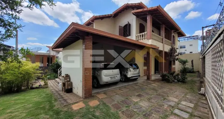 Casa com 4 quartos à venda na Rua São João, 138, Centro, Divinópolis