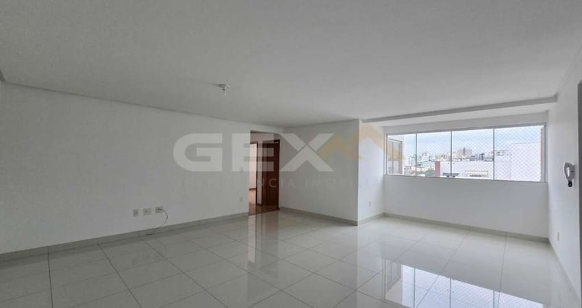 Apartamento à venda no bairro Sidil, 3 quartos sendo 1 suíte.