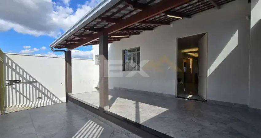 Casa à venda no bairro Quintino, 3 quartos, 1 suíte e espaço gourmet.