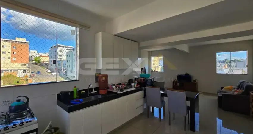 Apartamento à venda no bairro São José, 3 quartos, 1 suíte e 2 vagas.