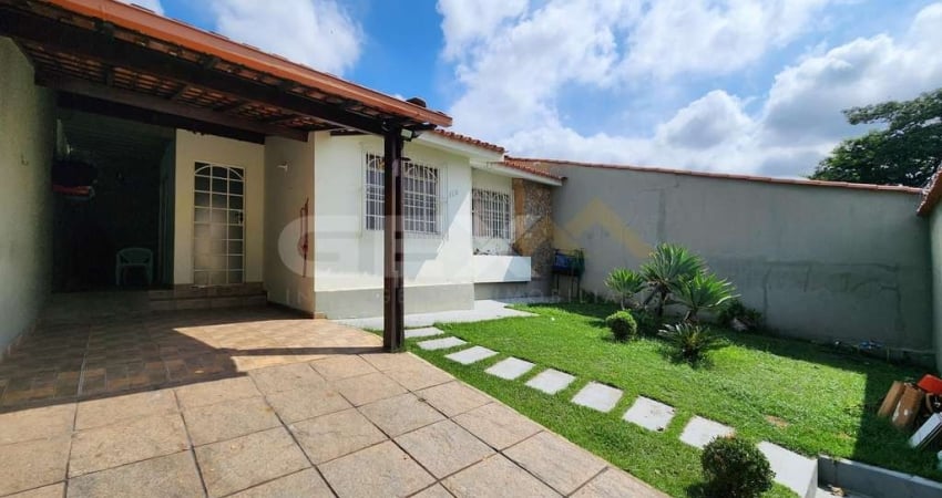 Casa à venda no bairro Bela Vista, 3 quartos, 1 suíte e 2 vagas.