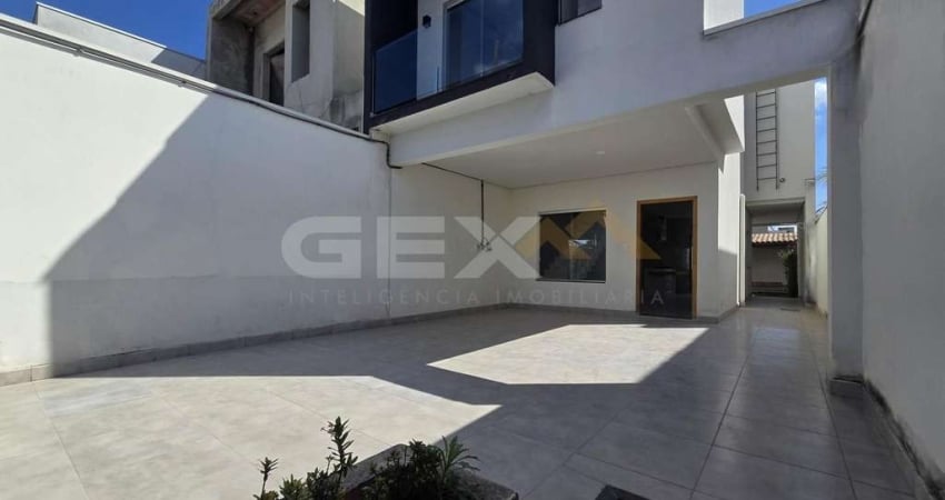 Casa à Venda no Bairro Santa Marta - Divinópolis MG