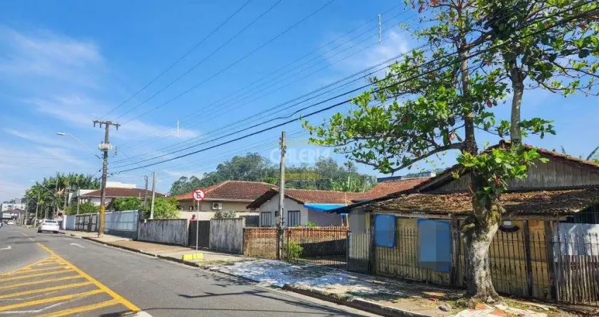 Terreno à venda no Iririú, Joinville 