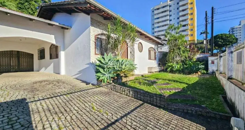 CASA no ANITA GARIBALDI com 3 quartos para VENDA, 160 m²