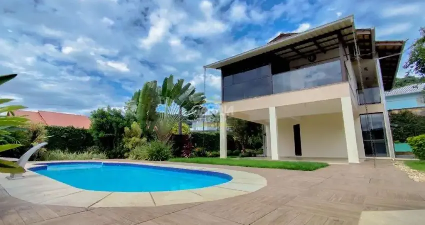 Casa com 3 quartos para alugar no Saguaçu, Joinville