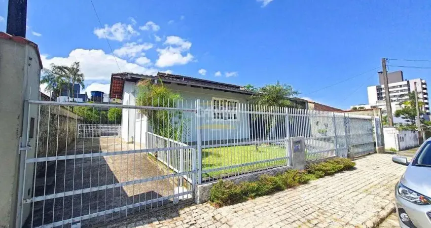 CASA no COSTA E SILVA com 4 quartos para VENDA, 175 m²