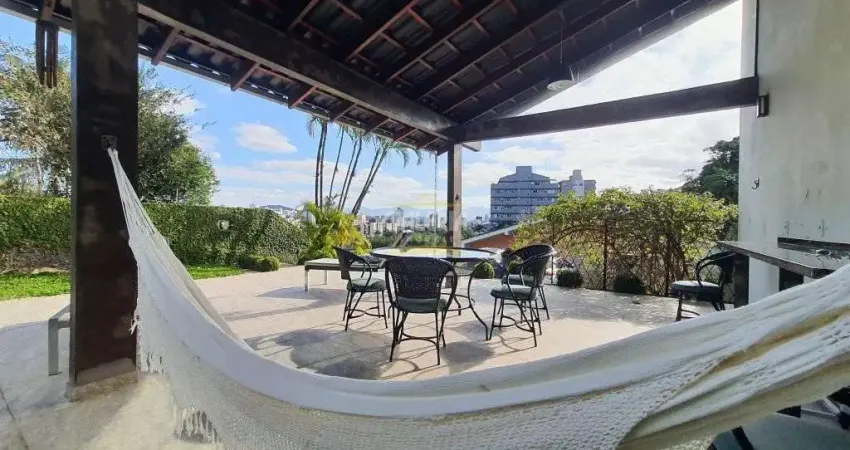 Casa com 4 quartos à venda no Saguaçu, Joinville 