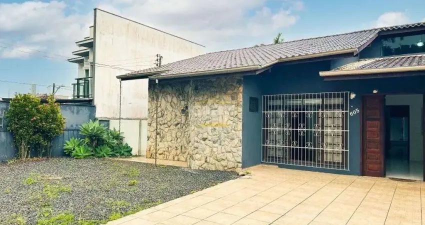 Casa com 3 quartos à venda no Saguaçu, Joinville 