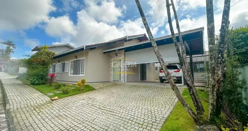 Condomínio fechado no glória com 3 quartos para venda, 166 m²