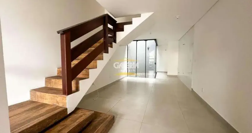 Sobrado geminado no santo antônio com 2 quartos para locação, 86 m²