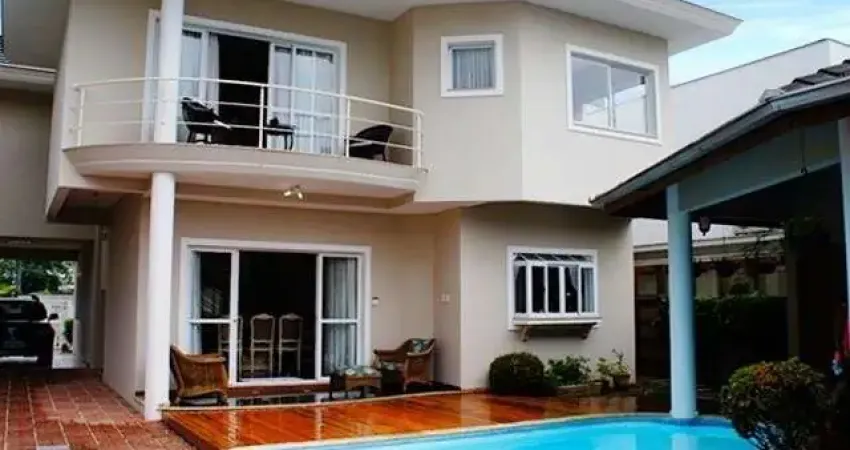 Casa com 3 quartos à venda no Glória, Joinville 