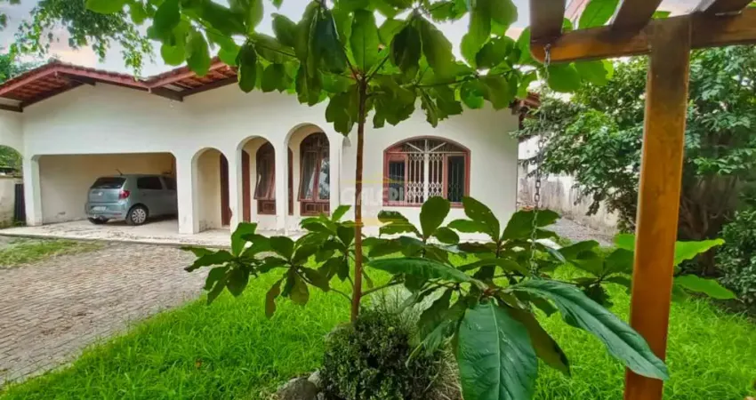 Casa com 5 quartos à venda no Bucarein, Joinville 