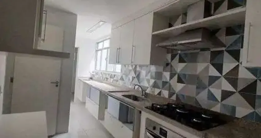Ótimo apartamento na Rua Martins Torres sem elevador.