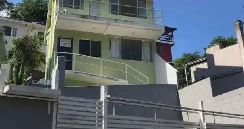 Casa com 2 quartos à venda na Rua México, Vila Progresso, Niterói