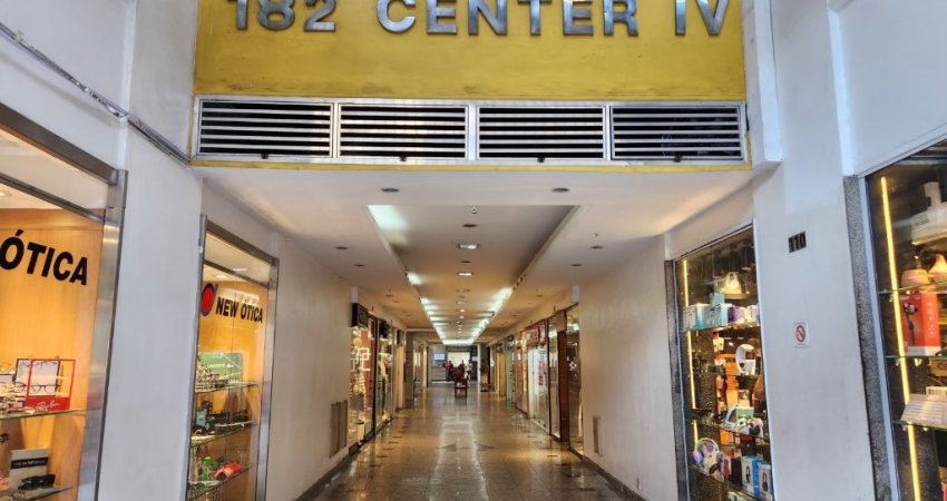 Excelente Sala Comercial no Center 5 em Icaraí - Niterói