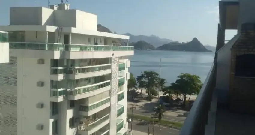 Excelente Cobertura com Três Suítes em Charitas - Niterói