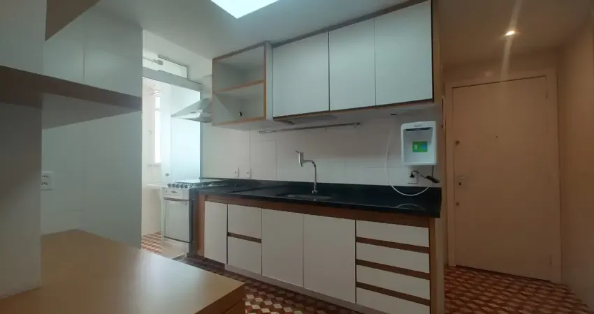 Excelente apartamento na rua mem de sá no miolo de icaraí em niterói