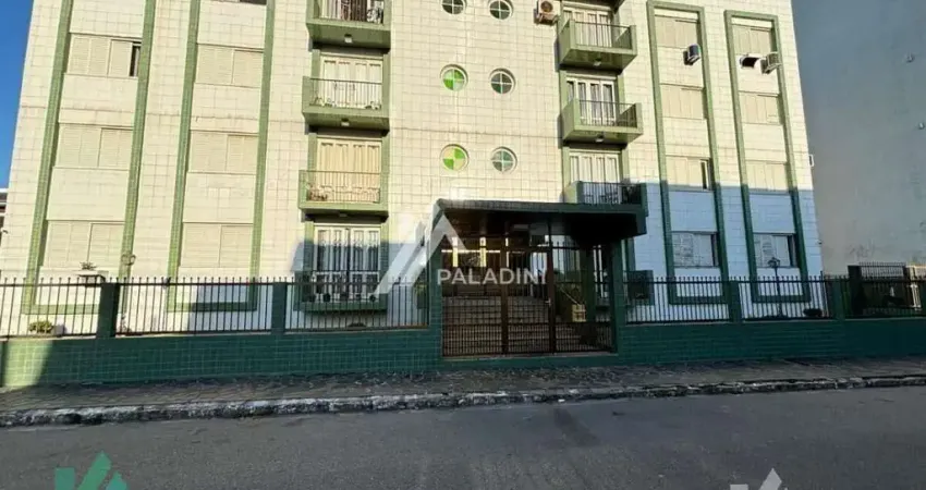 Apartamento mobiliado à venda em imbituba – closet sob medida, sacada e vaga coberta