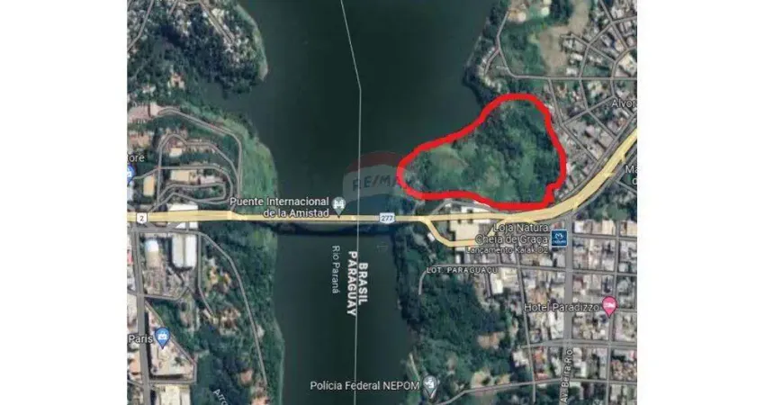 Terreno comercial as margens do rio parana ao lado da ponta da amizade