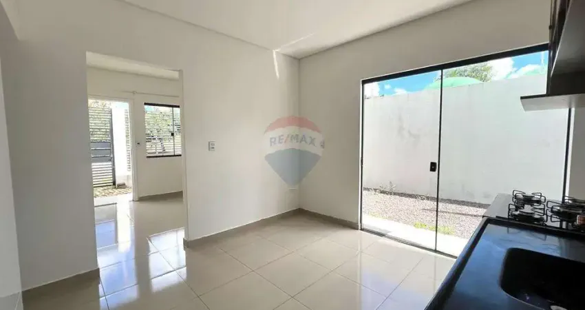 Casa de esquina com 2 quartos ao lado do estádio - bairro santa cruz