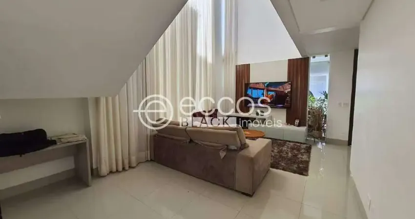 Casa à venda, 3 quartos, 1 suíte, 2 vagas, segismundo pereira - uberlândia/mg